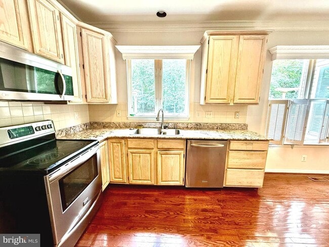 Building Photo - 46819 Gunflint Way