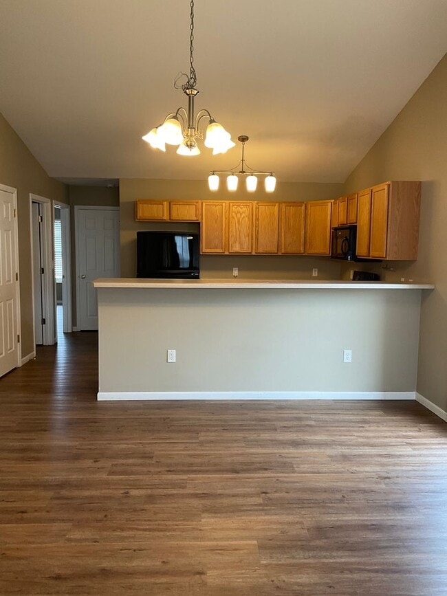 Building Photo - 10974 Kentfield Dr