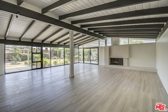Building Photo - 5452 Rockledge Dr