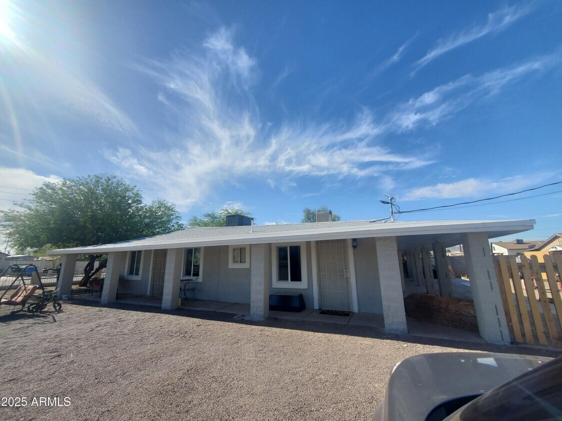 Foto principal - 846 E Wier Ave