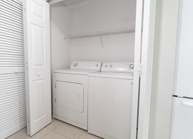 Building Photo - Beautiful Ocean Links Condo!