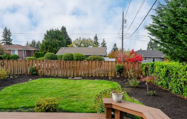 Foto del edificio - 2723 Locust Ave W