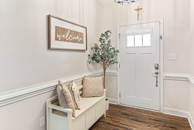 Building Photo - 130 Blue Chip Ct