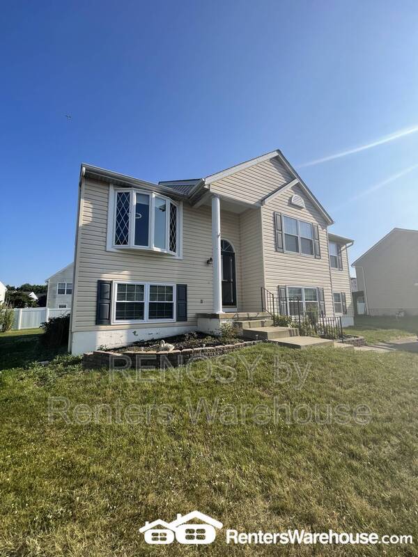 Building Photo - 9 Snug Lagoon Ct