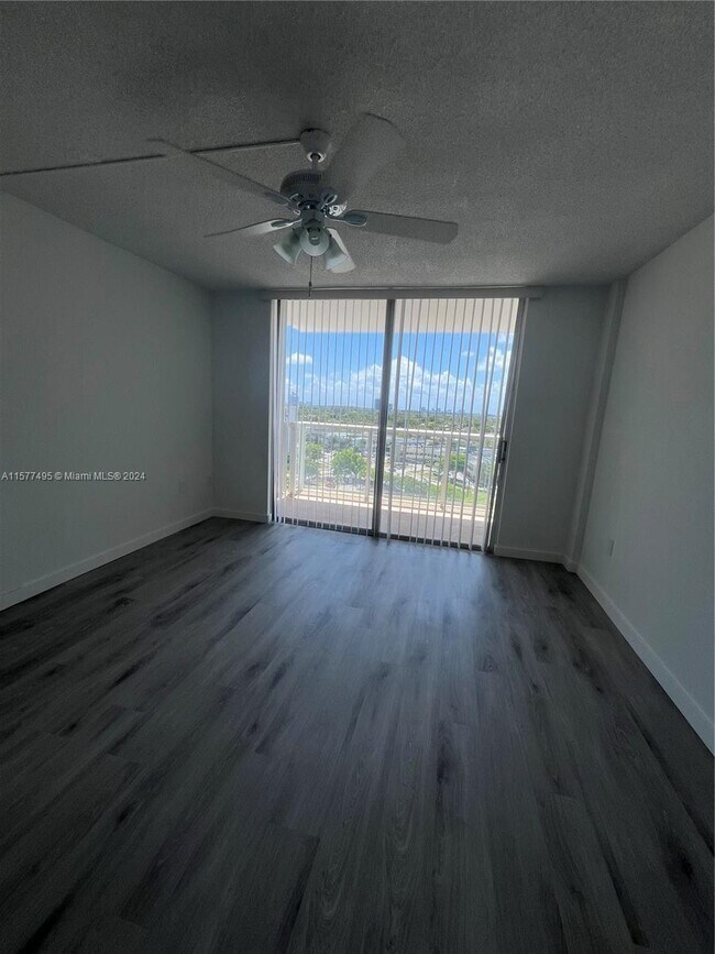 Foto del edificio - 1 bedroom in Miami Gardens FL 33179