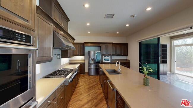 Building Photo - 12073 Carabela Ct
