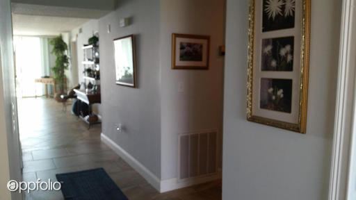 Foto del edificio - 3450 Ocean Beach Blvd