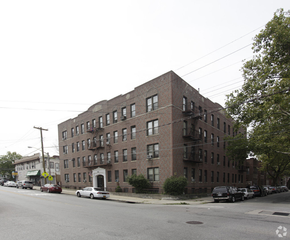 Building Photo - 119-17 111th Ave