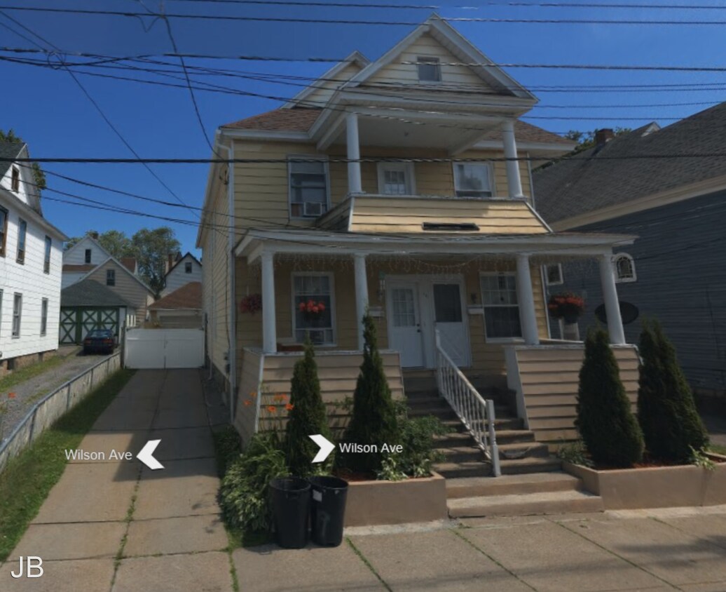 Primary Photo - 19 Wilson Ave