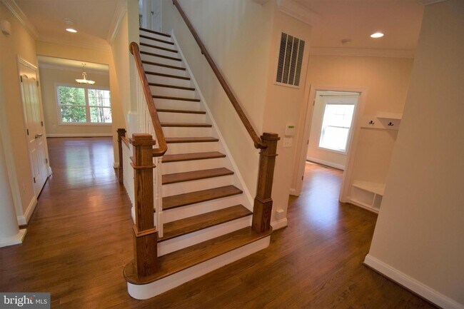 Foto del edificio - 7206 Hickory St