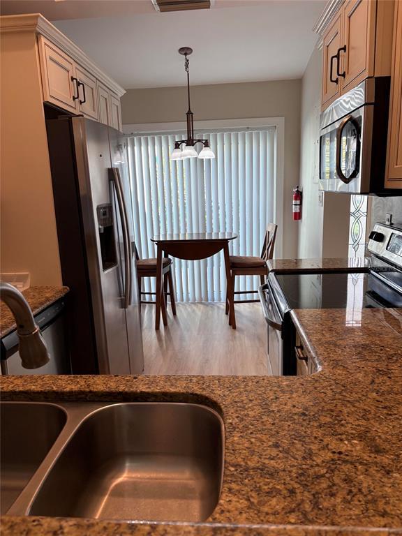 Foto del edificio - 14831 Feather Cove Ln