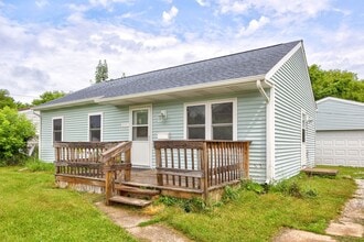 Building Photo - 2511 Needham St