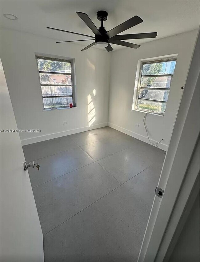 Foto del edificio - 2 bedroom in North miami FL 33168
