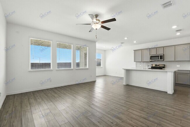 Building Photo - 6924 Waterloo Ln