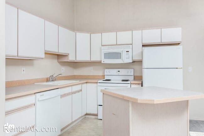 Building Photo - 1591 Elcadore Dr