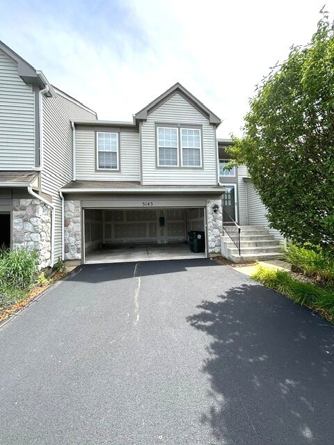 Foto principal - 3143 Ollerton Ave