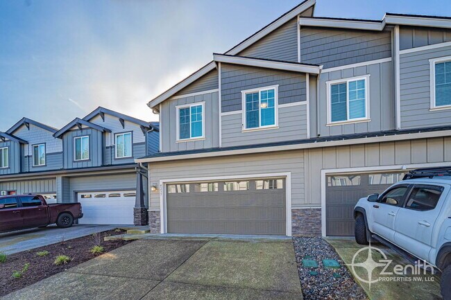Building Photo - 4237 S Waters Edge Wy
