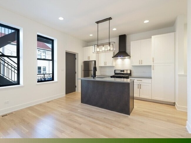 Foto del edificio - 1244 W Huron St
