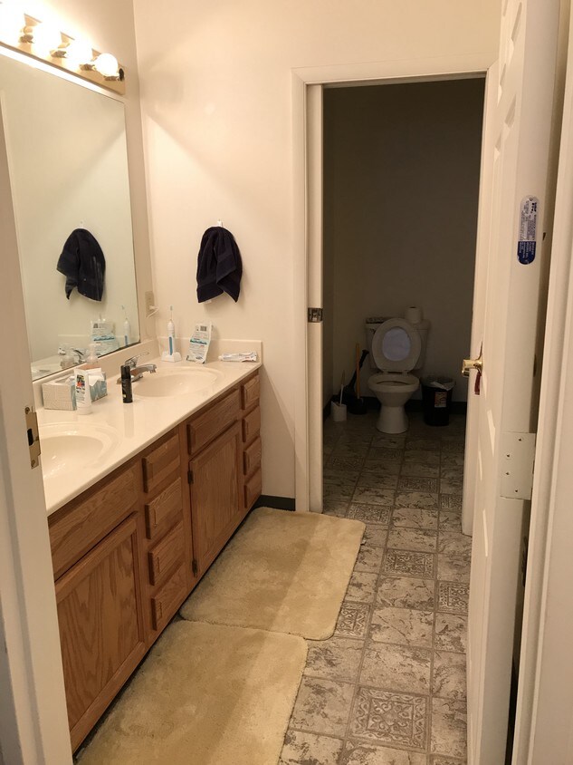 Foto principal - 875 Willard St