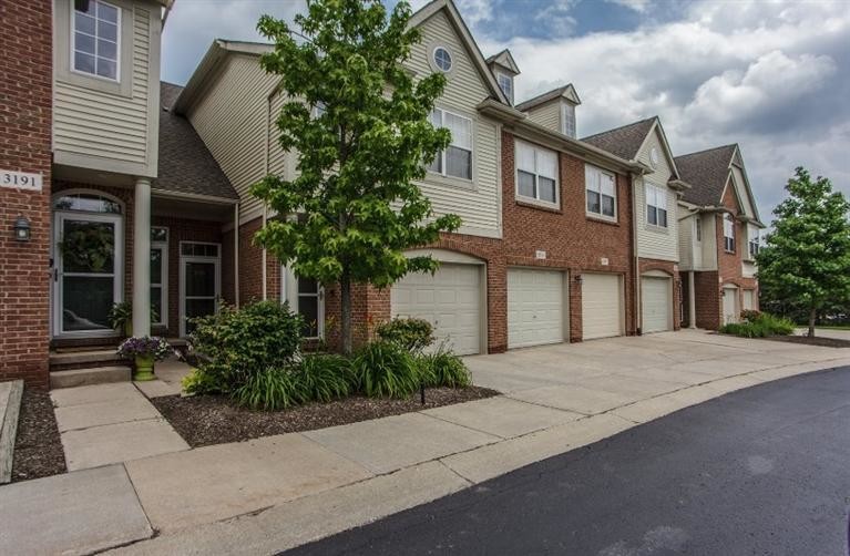 Foto principal - 3195 Asher Rd