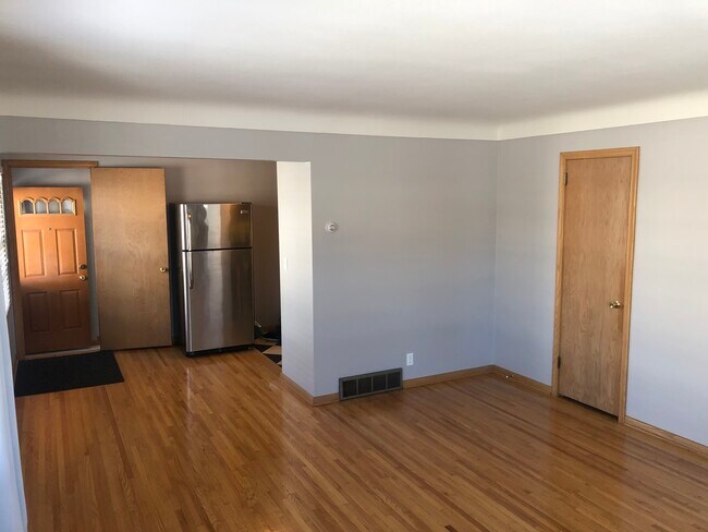 Building Photo - 6009 Xerxes Ave S