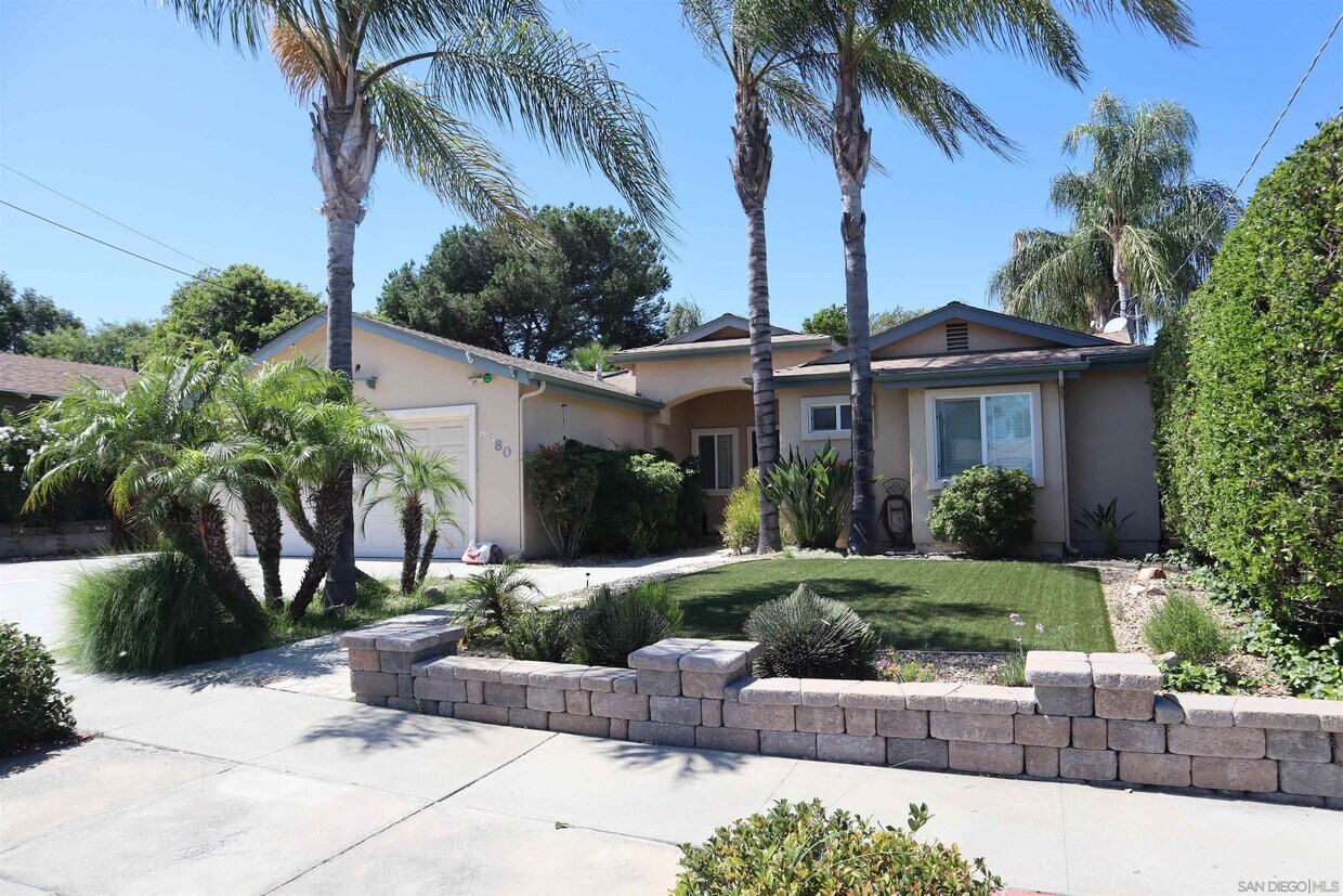 Foto principal - 6380 Boulder Lake Ave