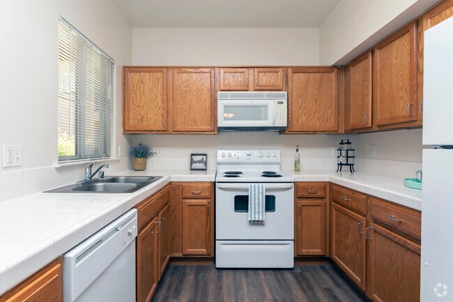 2 Bedroom 2 Bath Kitchen - Villa Lucia Apartments