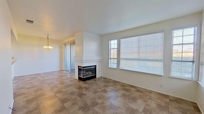 Foto del edificio - 33 Santa Agatha