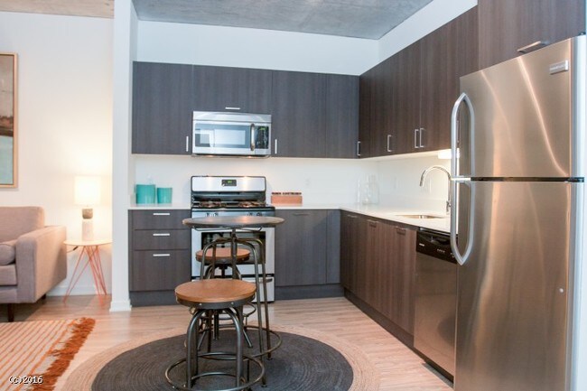 Foto del edificio - 1350 S Wabash Ave