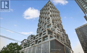 Building Photo - 8 Hillsdale Ave E