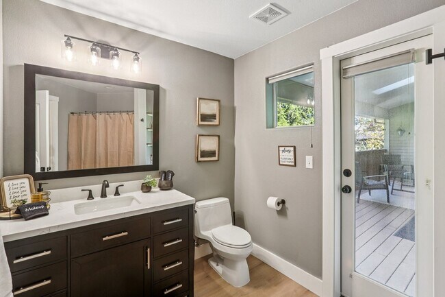 Foto del edificio - 19609 NW 9th Ct