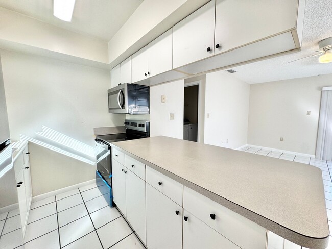 Foto del edificio - ** BONITA SPRINGS ** 2 BED / 1 BATH ** WES...