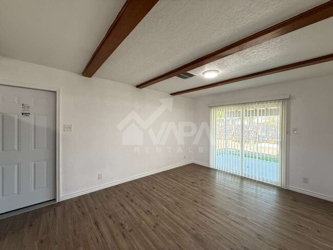Building Photo - 317 E Lindbergh Blvd