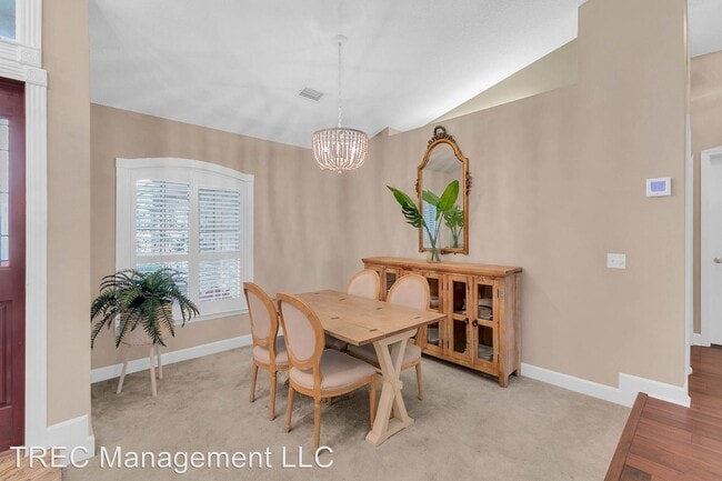 Building Photo - 15052 Green Valley Blvd