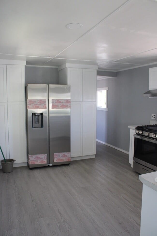 Building Photo - 232 Osaple Cir