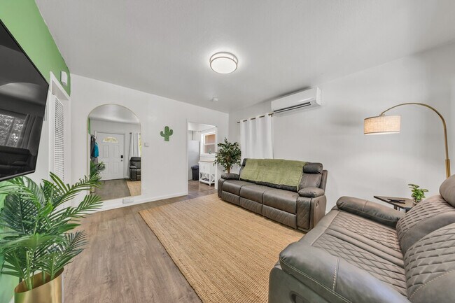 Foto del edificio - 4700 65th St