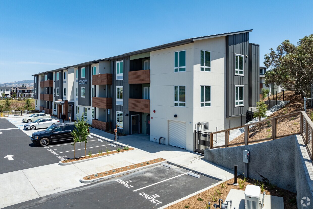Primary - Petaluma River Place