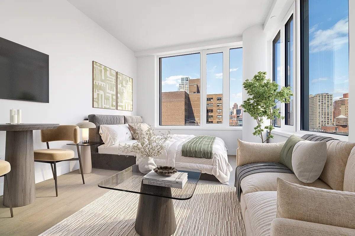 Foto principal - 200 E 23rd St