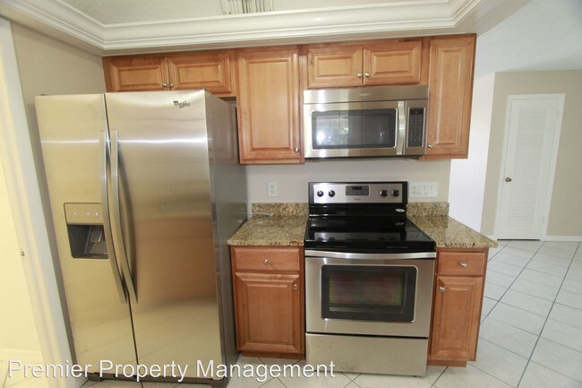 Building Photo - 4 br, 2 bath House - 2626 Poinciana Dr