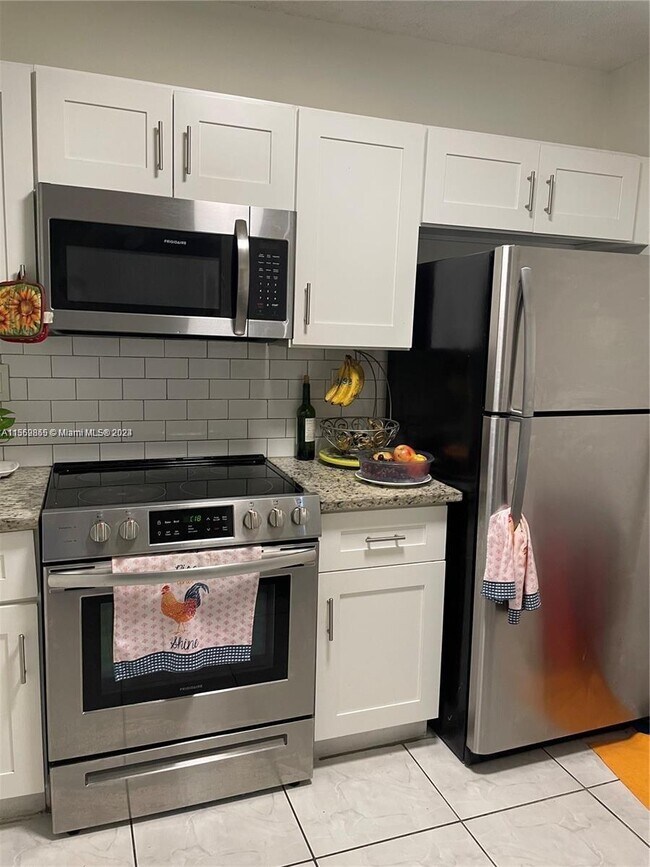 Foto del edificio - 15741 SW 137th Ave