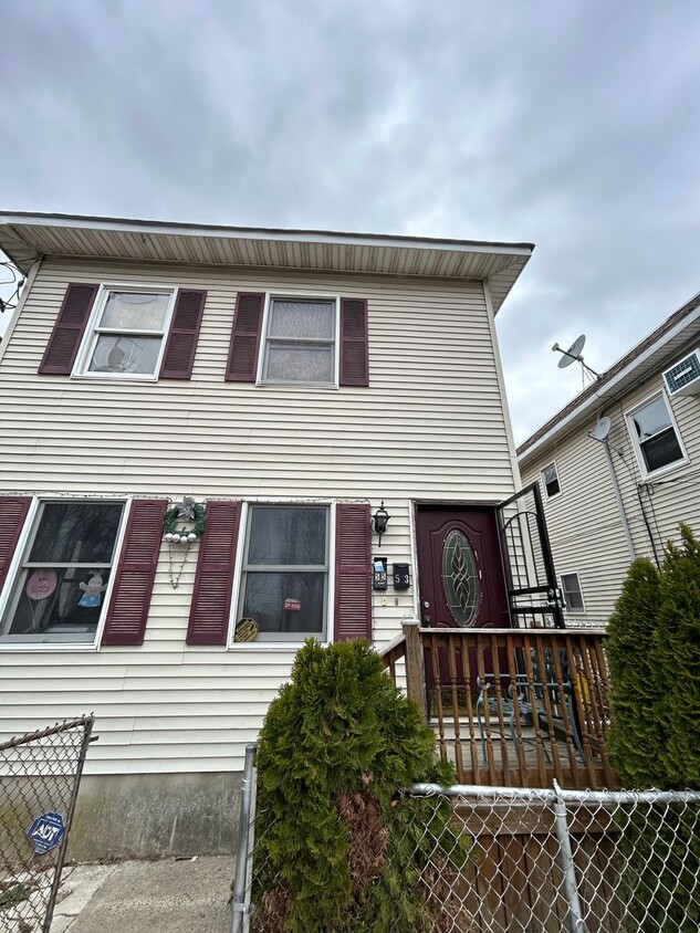 Building Photo - 55 Christoph Ave