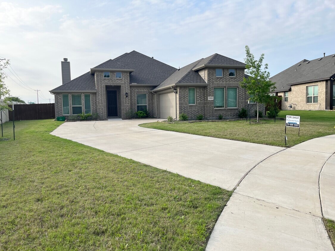 Foto principal - 3000 Golden Sunset Ct