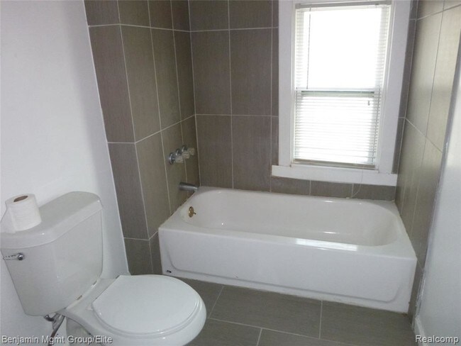 Foto del edificio - 614 E Euclid St