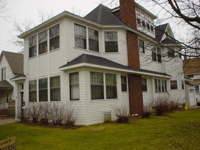 2 br, 1 bath - 1004 E Stockbridge Ave #1 - 2 br, 1 bath  - 1004 E Stockbridge Ave #1