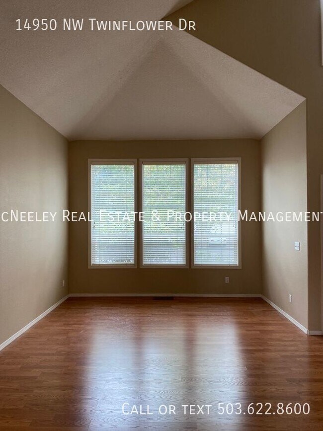 Foto del edificio - 4 Bedroom Home Near Bethany Village!