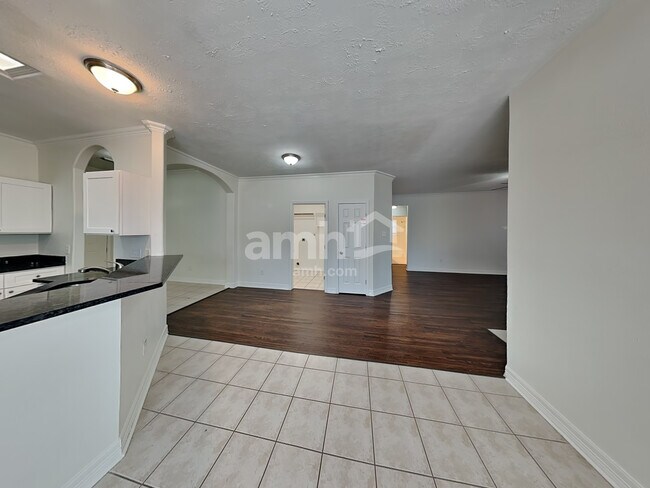 Foto del edificio - 12038 Lucky Meadow Dr