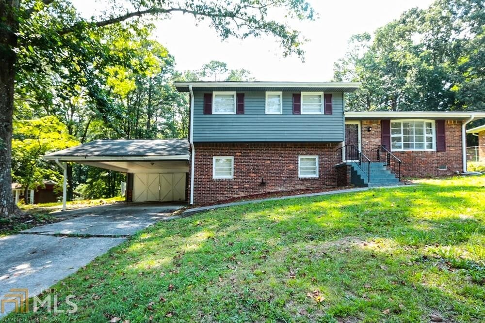 Foto principal - 5375 Longmeadow Ln