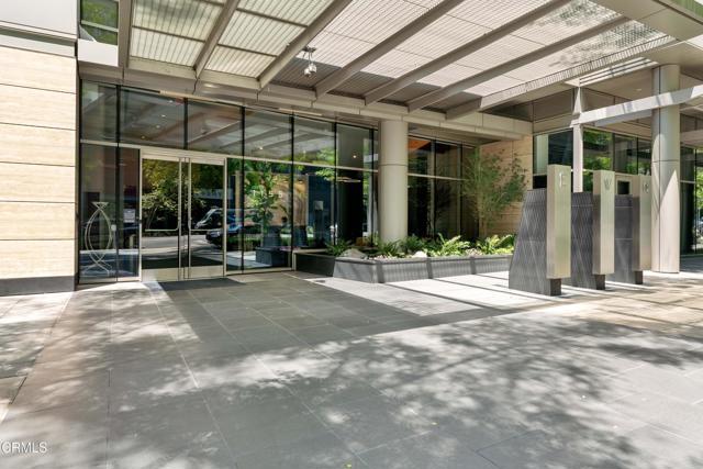 Foto del edificio - 1155 S Grand Ave