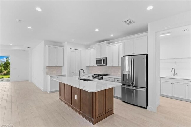 Building Photo - 4580 Skysail Dr