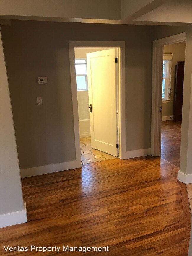 Building Photo - 4 br, 2 bath House - 126 Dearborn Ave